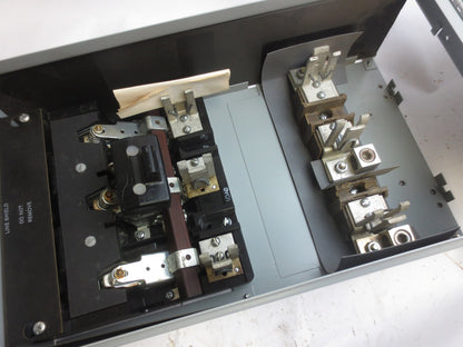 GENERAL ELECTRIC THFP324 FUSIBLE PANELBOARD SWITCH - 240VAC, 200A, 3-POLE