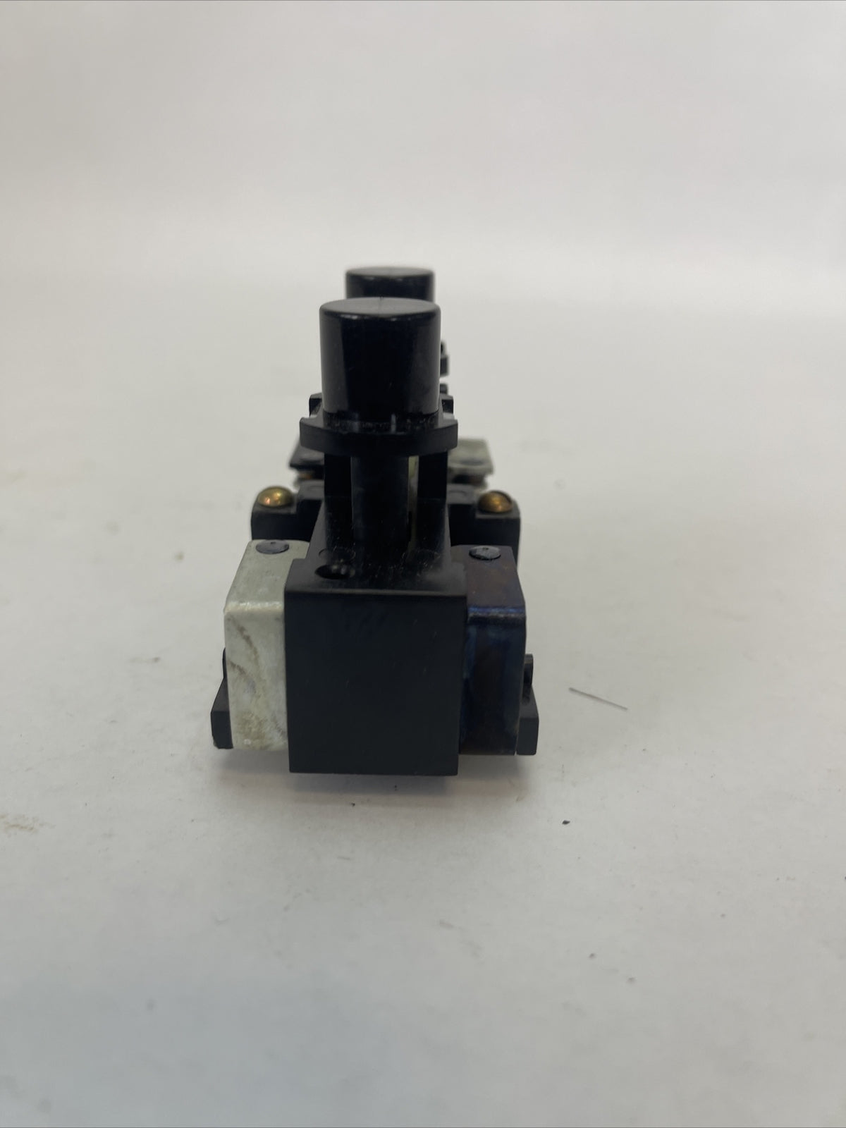 HUBBELL PG2 PBP PUSHBUTTON INSERT SINGLE SPEED / PLUG IN 120/240/480VAC 125/250
