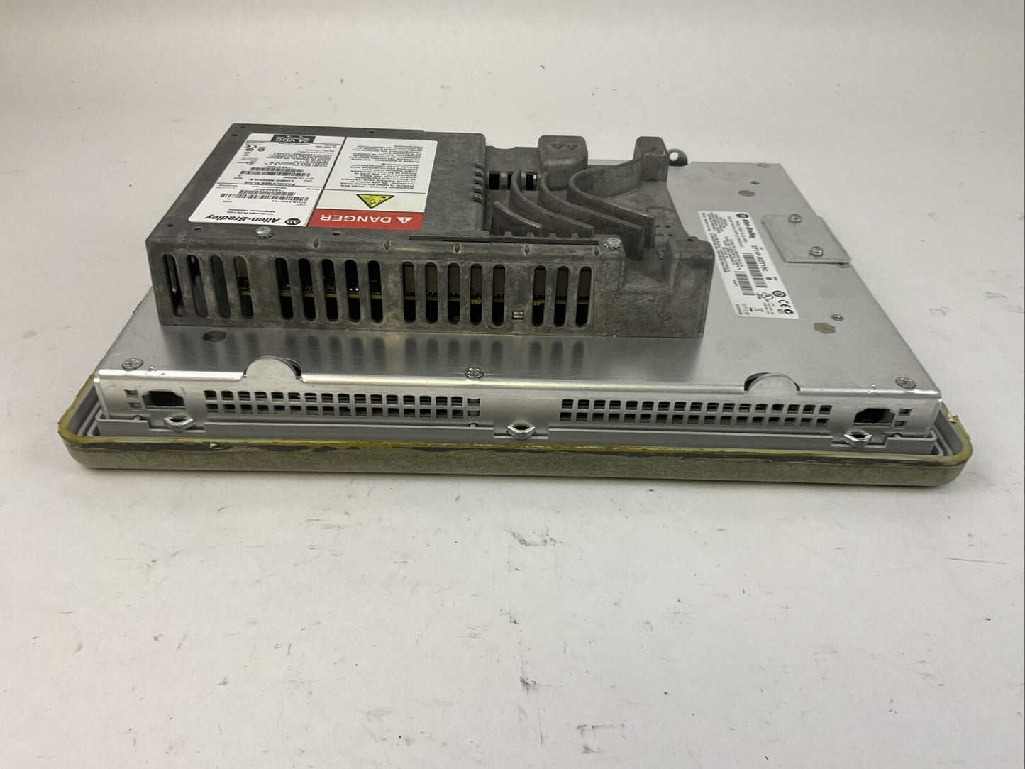 ALLEN BRADLEY 2711P-T10C4D8 PANELVIEW PLUS 1000 SER A (2711P-RP8D 2711P-RDT10C)