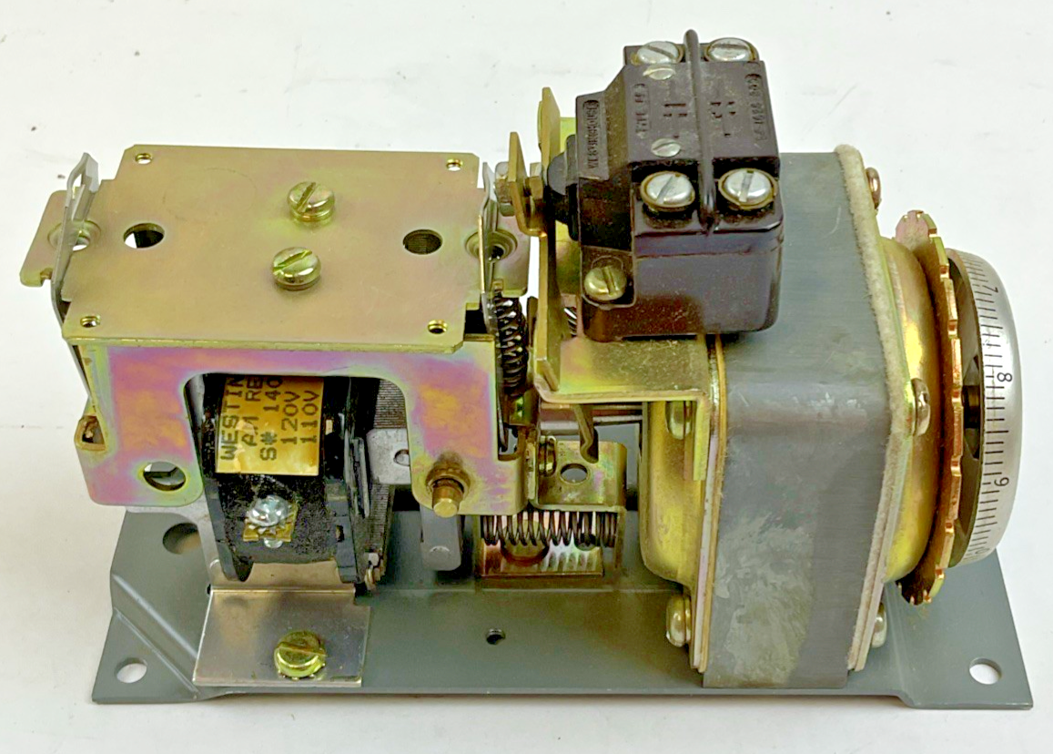 WESTINGHOUSE 1597067 AM TIMING RELAY