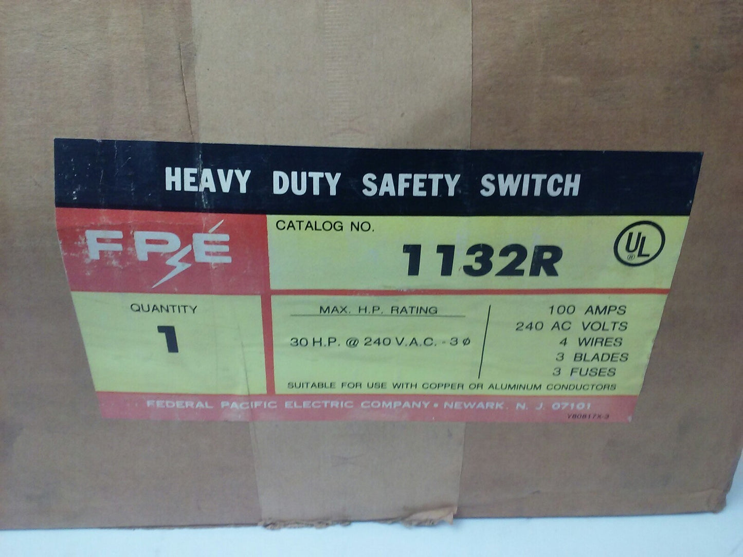 FPE 1132R FUSIBLE HEAVY DUTY SAFETY SWITCH 3P, 100A, 240VAC, 4 WIRE, 30HP