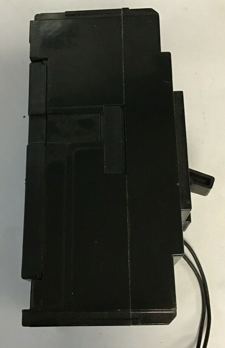 FUJI ELECTRIC SG53R CIRCUIT BREAKER 30AMP 100-200V 25KA