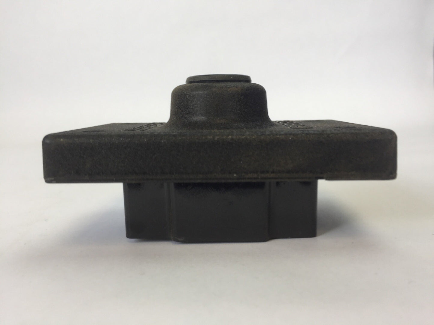 REES 00294-001 BLACK PUSHBUTTON SWITCH