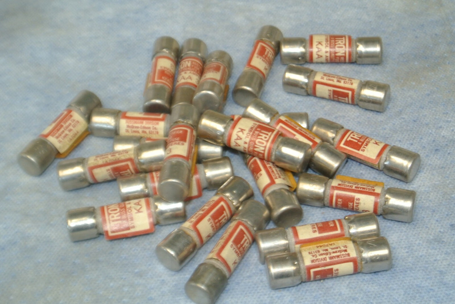 LOT of 23 / BUSSMANN / TRON KAA3 RECTIFIER FUSE / 3A