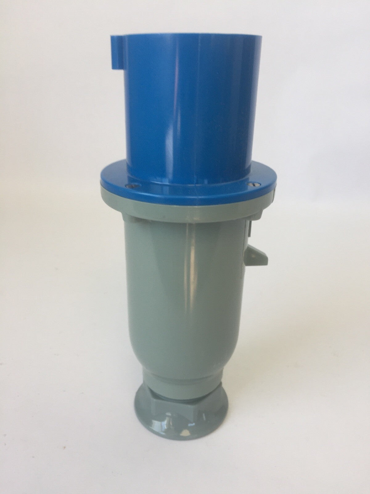HUBBELL 360P6 PLUG 60AMP 250VAC 2POLE 3-WIRE GROUNDING
