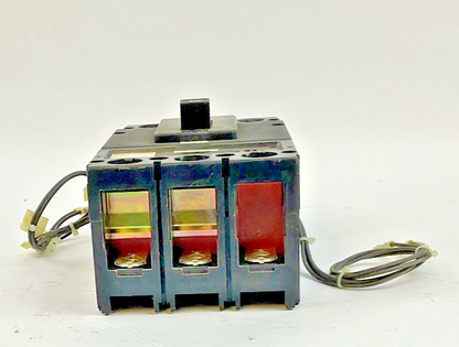FUJI ELEC BU-KSB3400 CIR. BREAKER 400A W/ BU-WKH AUX SWITCH W/ BU-FKH120A SHUNT