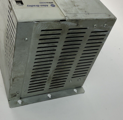 ALLEN BRADLEY  2098-DSD-HV220-SE SERVO DRIVE SER.B  3PH FIRM V1.60 COVER BROKEN
