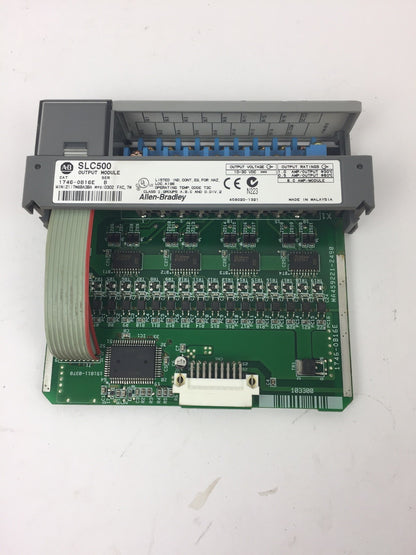 ALLEN BRADLEY 1746-0B16E OUTPUT MODULE SER B SLC500 10-30 VDC