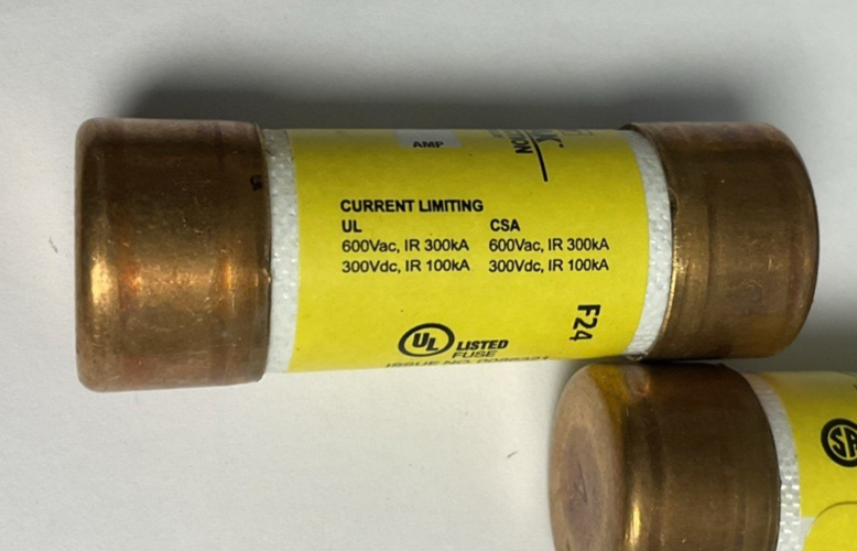 BUSSMANN LPJ-15SP FUSE 15A 600VAC/300VDC CLASS J ***LOTOF3***