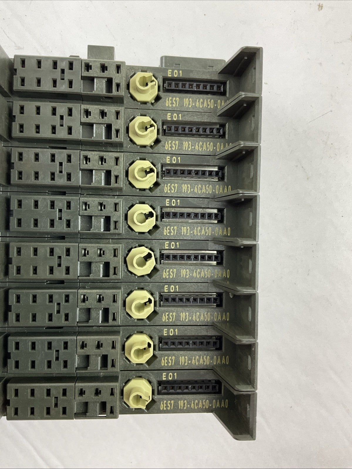 SIEMENS TERMINAL MODULE 6ES7 193-4CA50-0AA0 TM-E15C26A1 (LOT OF 8)