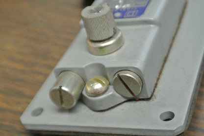 SQUARE D 9007 AF-12 Ser. C LIMIT SWITCH 600VAC/DC / 1 N.O. / 1 N.C.  NEW SURPLUS