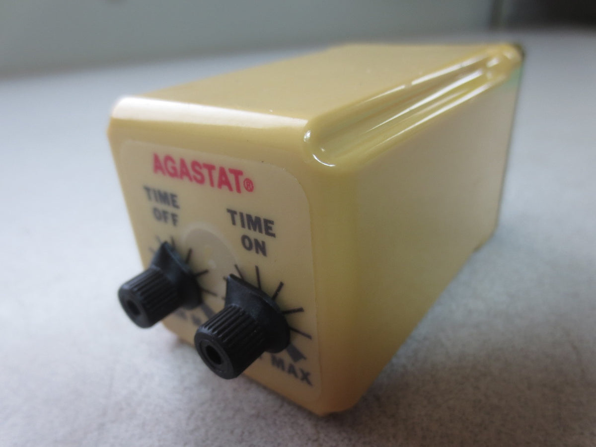 AGASTAT SRC72ANBA TIMING RELAY 120/60 - 1 to 30 Minutes/ .5 to 15 Seconds REPT