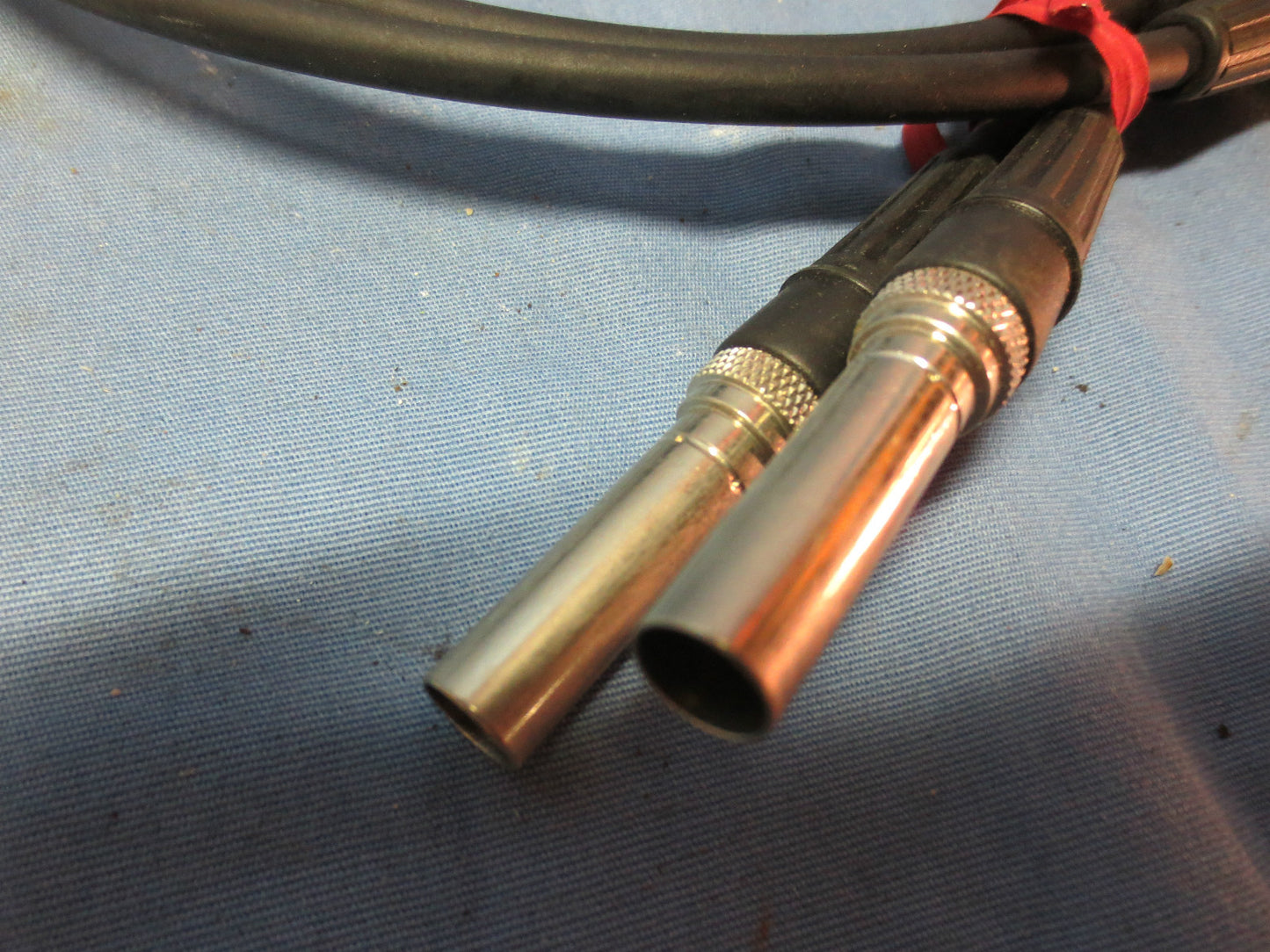 CANARE LV-61S 75-OHM 2-FOOT VIDEO COAXIAL CABLES - COAX - BLACK - LOT of 2 - 2'