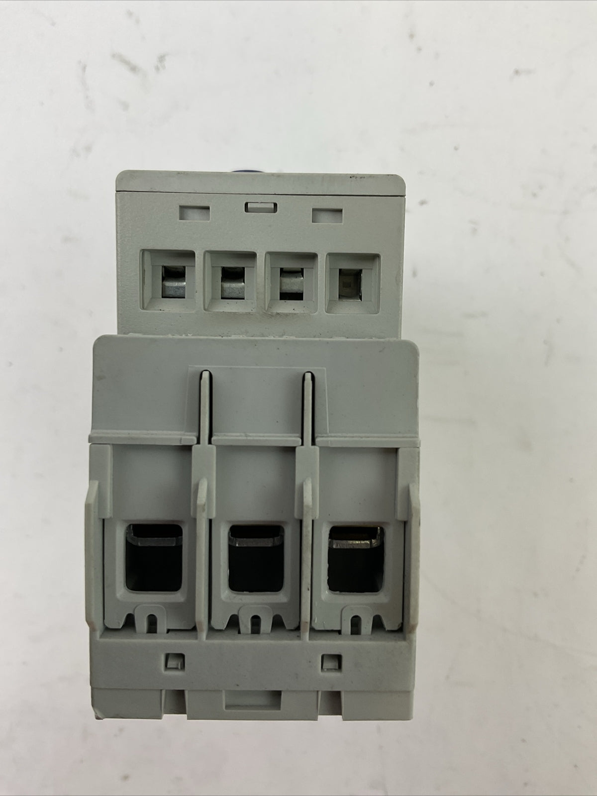 ALLEN BRADLEY STARTER (100-C09*10 SER A COIL 120V + 193-EECB SER C 1.0-5.0A)