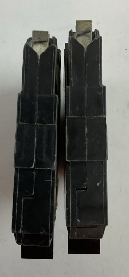 GE THQP120 CIRCUIT BREAKER 1POLE 20AMP 120/240VAC (LOT OF 2)