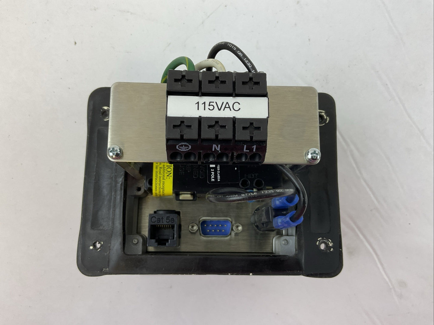 MENCOM GF-DB9M-RJ45-R-32 PANEL INTERFACE CONNECTOR