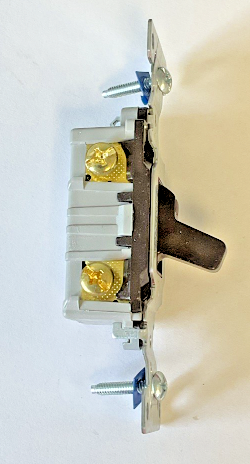 EATON CS120B TOGGLE SWTICH 20A 120/277VAC ****LOTOF8****
