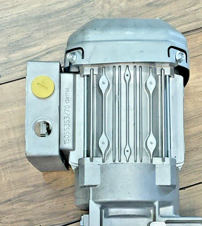 SEW-EURODRIVE WA30DRS71S4 GEAR MOTOR 1700/62RPM DUTY:CONT-S1  HP .50 RATIO 27.50