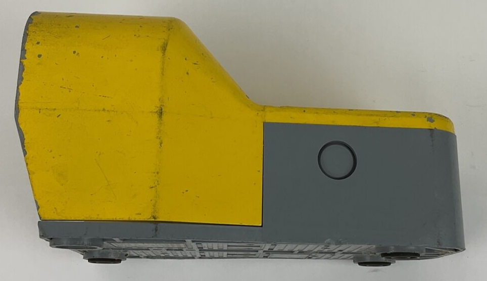 AUTOMATION DIRCET APS1113-V0-M FOOT SWITCH 400VAC