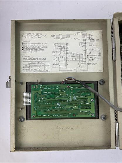 TOSHIBA TOSVERT-130G2 TRANSITOR INVERTER VT130G2+4025 2.5kVA 2HP OUTPUT 400V