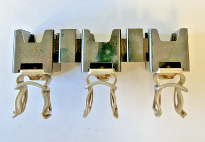 ALLEN BRADLEY X-401978 FUSE HOLDER 30A 600V ***LOTOF2***