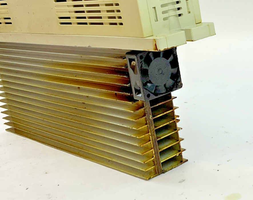 MITSUBISHI MDS-CH-V1-10 SERVO DRIVE UNIT 1KW 648V H/W VER.A 240HZ