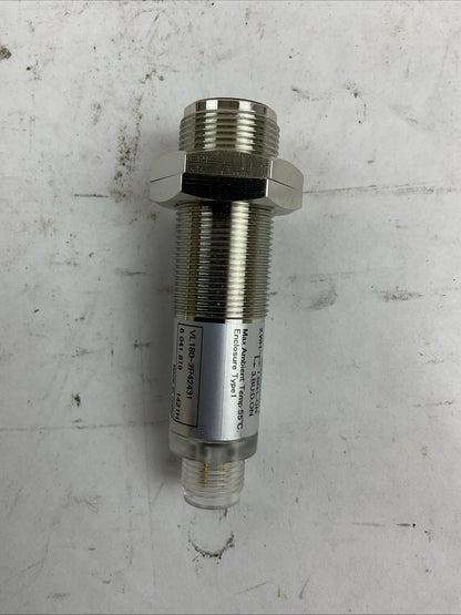 SICK VL180-2P42431 RETROREFLECTIVE PHOTOELECTRIC SENSOR 30VDC