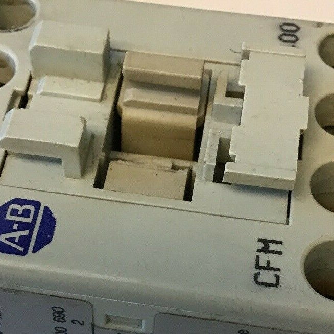 ALLEN BRADLEY 700-CFM400* SER. A  CONTACTOR CONTROL RELAY 600VAC 20A