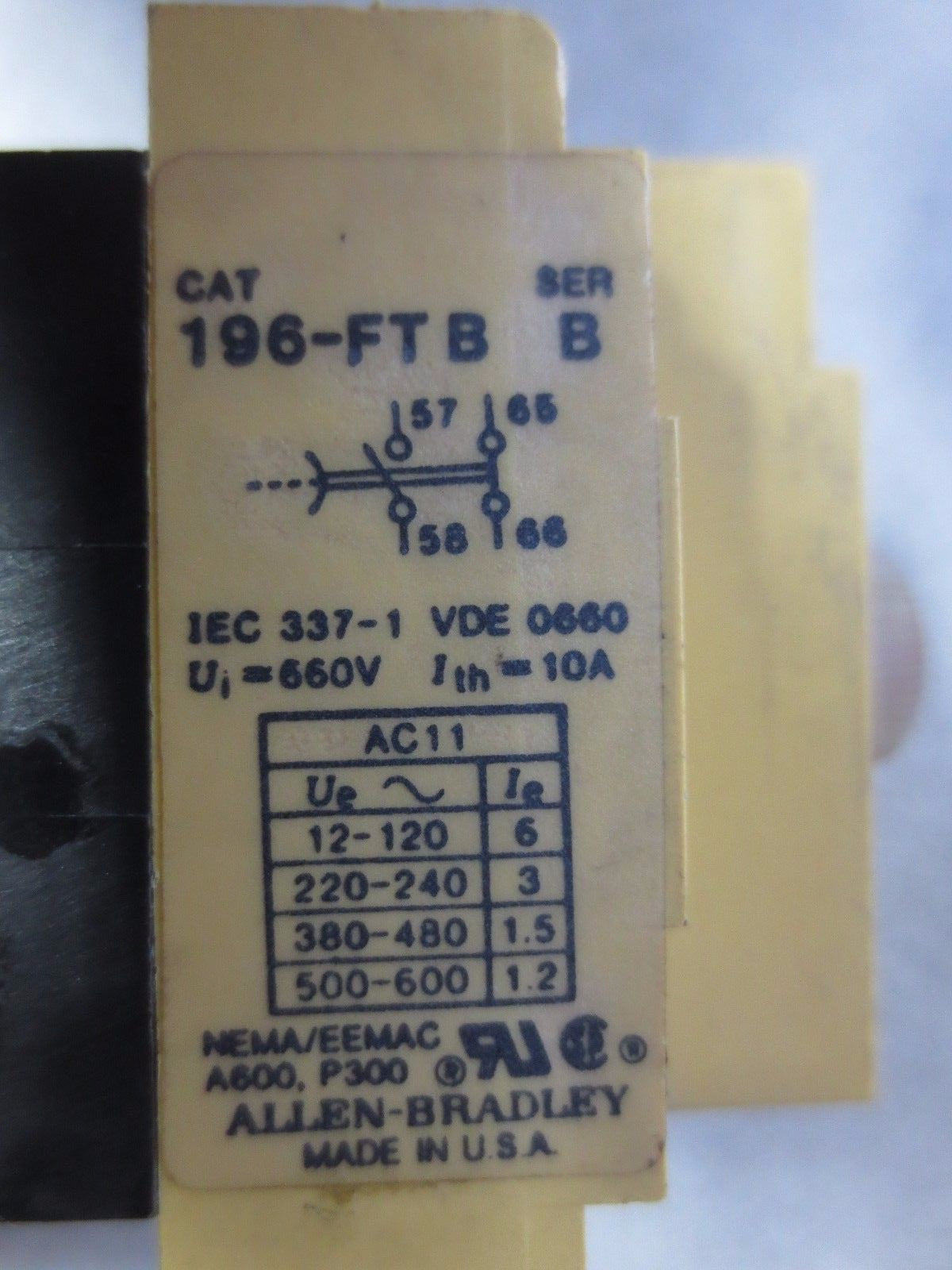 ALLEN-BRADLEY 700-F400A1 Ser. B - RELAY, 120/110 VAC w/ 196-FTB TIMER
