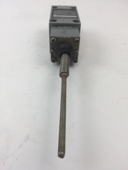ALLEN BRADLEY OILTIGHT LIMIT SWITCH ENCLOSURE TYPE 4 & 13