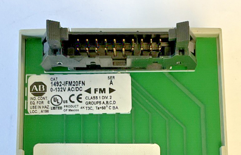 ALLEN BRADLEY 1492-IFM20FN  INTERFACE MODULE SER.A 132VAC/DC