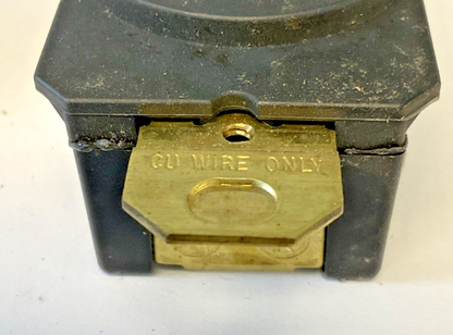 PASS & SEYMOUR L1620-R TURNLOK RECEPTACLE 20A 3PH 480V 3P 4W ***LOTOF3***