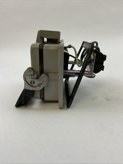 MENCOM GF-DB9M-RJ45-R-32 PANEL INTERFACE CONNECTOR