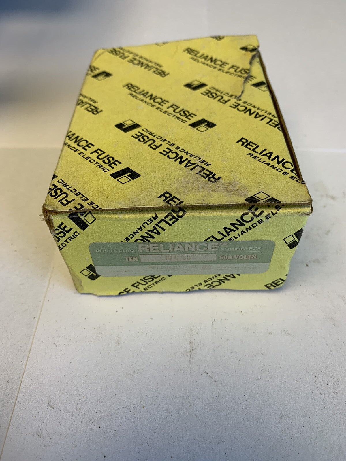 Reliance RFC30 30A 600V Fuse "Lot of 10"