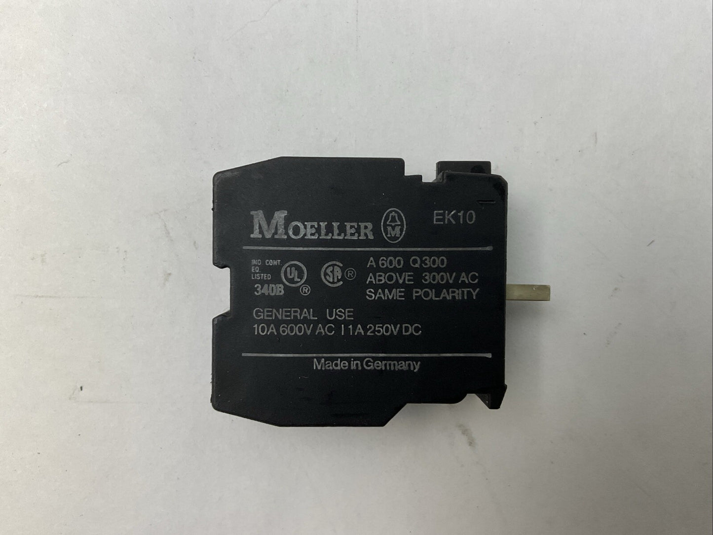 MOELLER EK10 CONTACT BLOCK (LOT OF 4)