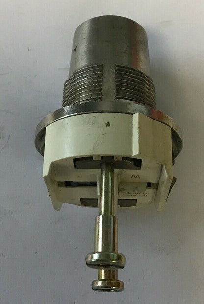 ALLEN-BRADLEY 800T-H4808 SER.T 2 POS. KEYED SELECTOR SWITCH (NO KEY)