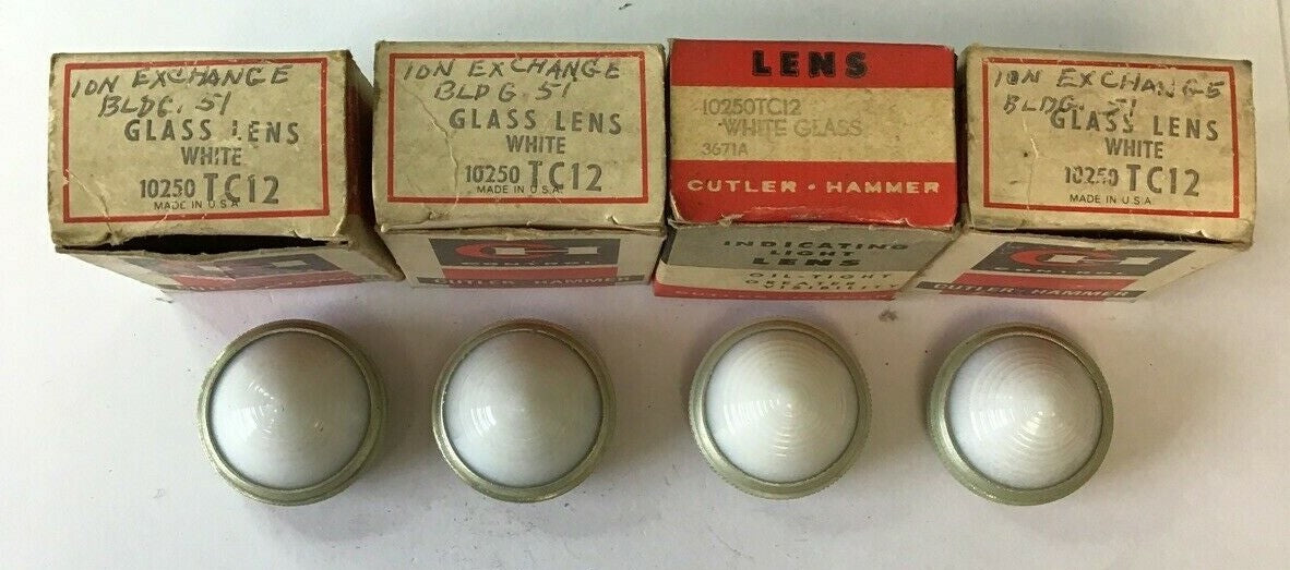 CUTLER HAMMER 10250TC12 WHITE LENS ***LOTOF4***