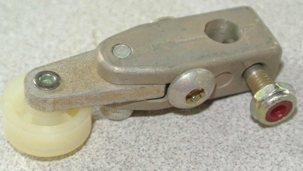 ALLEN-BRADLEY 802T-W6 OPERATING LEVER - NEW SURPLUS in ORIGINAL BAG  ROLLER ARM