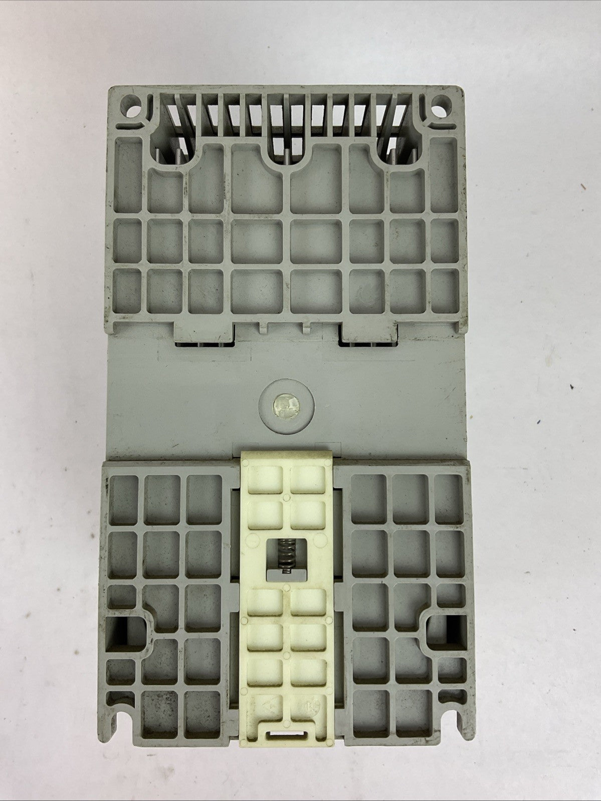 ALLEN BRADLEY 22A-D6P0N104 SER A FRN 3.05 POWER FLEX 4 AC DRIVE 2.2kW/3.0HP