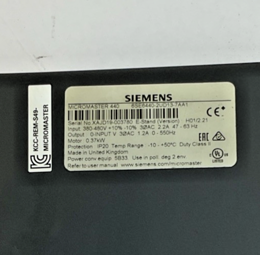 SIEMENS 6SE6440-2UD13-7AA1 FREQUENCY INVERTER MICRMASTER 440 VER. H01/2.21