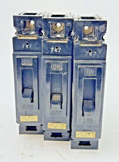 GE **LOT OF 3** - TEF113015 - CIRCUIT BREAKER - 1 POLE/15A/277 VAC