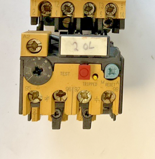 ALLEN BRADLEY 100-A09ND3 CONTACTOR SER B 600VAC 9A W/ 193-BSB 60 RELAY 4-6A