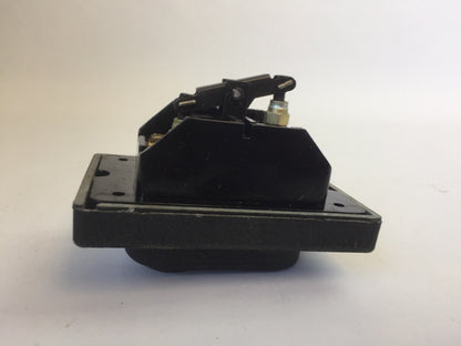 REES 00580-001 PUSHBUTTON SWITCH BLACK