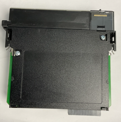 ALLEN BRADLEY 1756-OA16I CONTROLLOGIX 16 POINT D/O MODULE 24VDC 240VAC