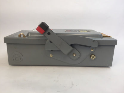 SQUARE D H321 FUSIBLE SAFETY SWITCH SER E2 30A 240VAC 7.5HP 3PH TYPE 1 ENCLOSURE