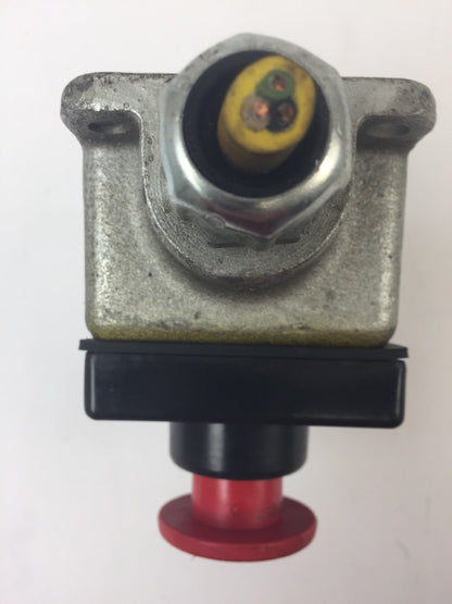 REES 03605-032 PUSH BUTTON 1 INCH GREEN BUTTON 1 3/4 INCH RED BUTTON