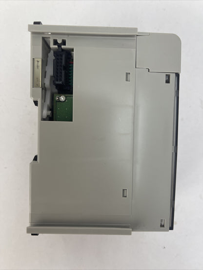 ALLEN BRADLEY 1769-OW16 COMPACT I/O F/W REV 3.1 DIR/VER 10000206742/01 SER A