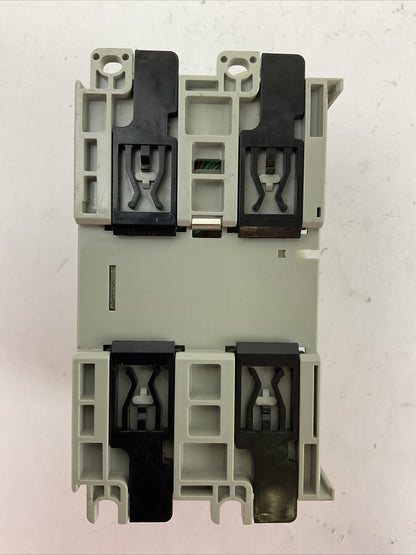 ALLEN BRADLEY 1769-PA2 SER A REV 3 COMPACT I/O POWER SUPPLY