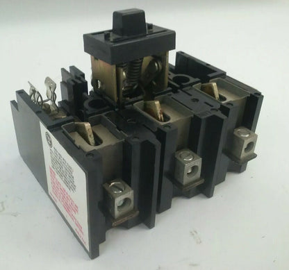 WESTINGHOUSE DS121R TYPE DS FUSIBLE DISCONNECT SWITCH 30A 240VAC/250VDC 3P