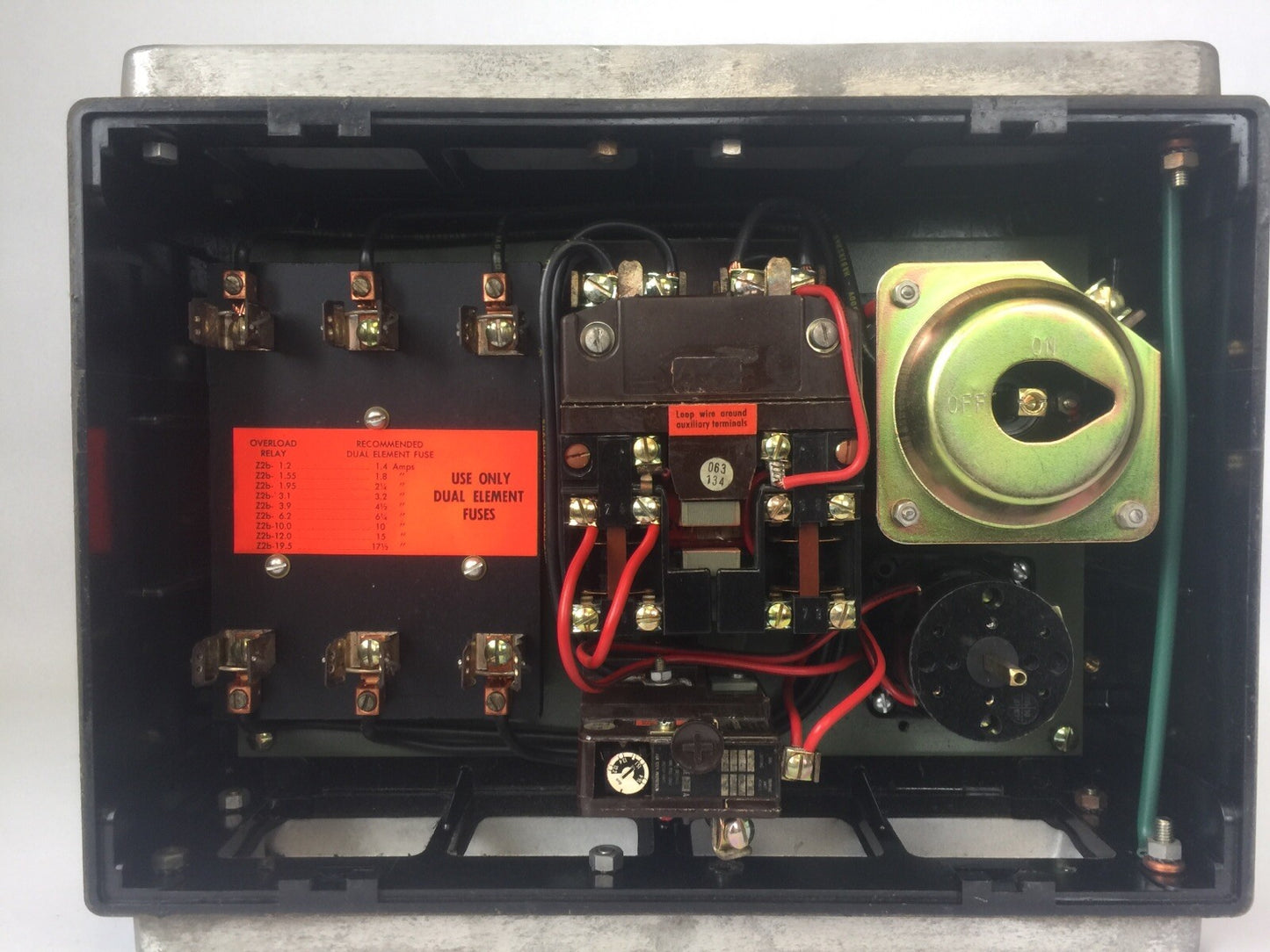 KLOCKNER MOELLER CF-DIZL-2vh-i MAGNETIC COMBINATION STARTER 440V 3PH 10HP COIL
